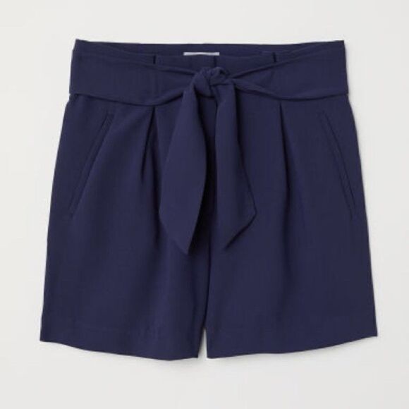 H&M Navy Ecru Paper-Bag Shorts - Picture 1 of 4
